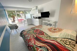 Village Naturiste Studio en RDJ ,Piscine ,Parking - Cap d'Agde - 6