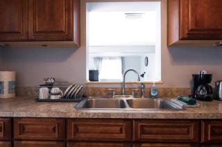 Spacious Family-sized Home in Central Location - Jacksonville - 9