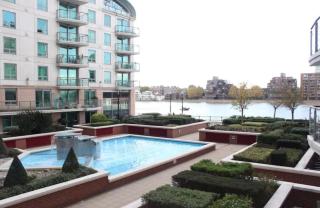 Riverside Balcony Apartments, 10 minutes from Oxford Circus - 5