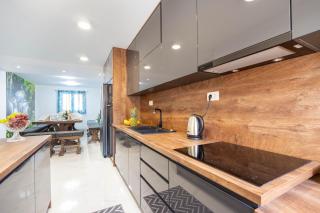 VILLA STARS HILL WITH HEATING POOL and JACUZZI - MAKARSKA - 0