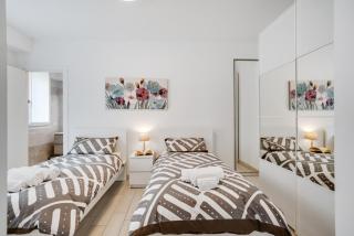 GuestHost - DREAM Holiday Houses - 3