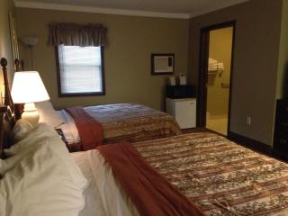 Fred's Inn Restaurant & Lodging - Norwich - 6