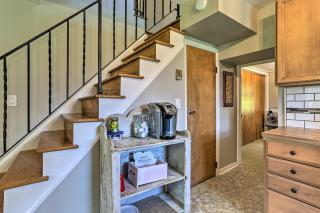 Patio and Fire Pit Idyllic Cottage in Hellertown! - 1