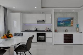 Luxury Promajna Beach Apartment - Promajna - 2
