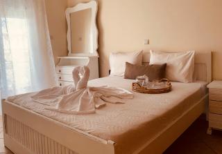 Ouranias Guesthouse - 9