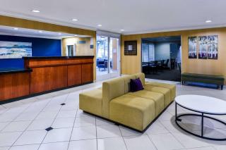 SureStay Hotel by Best Western Ontario Airport - 9