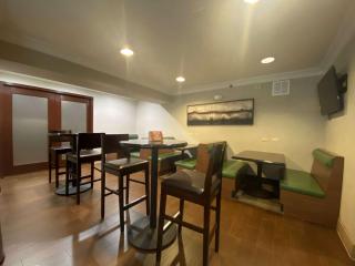 SureStay Hotel by Best Western Ontario Airport - 3