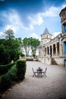 Château Sainte cécile Chambres D'hôtes / Guest house in Castle Château sainte cécile - Nézignan-lʼÉvêque - 0