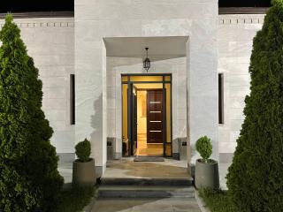 Luxury House In Yerevan City Center With Swimming Pool - 8