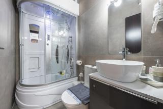 Iguana Gold Luxury Suites 1min from Ermou str - Atene - 4