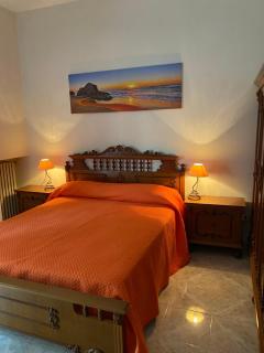 Near Storic Center - Tropea - 0