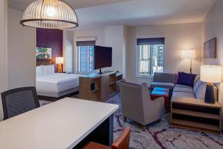 Hyatt House Tampa Downtown - 4