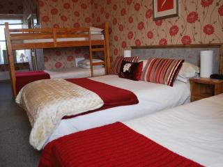 College Guest House - 6
