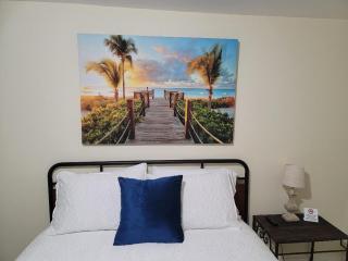 Relaxing, Comfortable, Private Bedroom - Atlanta - 9