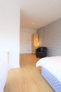 3 bedroom City Centre Apartment in Lauriston Place - Edimburgo - 3