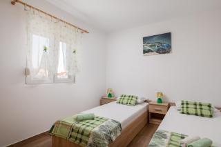Apartments Ivan - Zečevo - 3