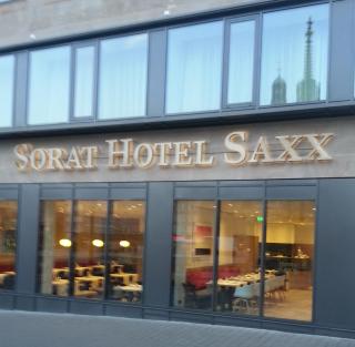Sorat Hotel Saxx Nürnberg - 5