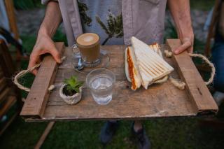 Pura Vida YerbaBuena Suite & Host - 2