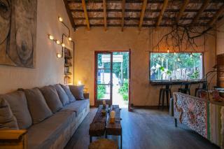 Pura Vida YerbaBuena Suite & Host - 4