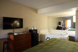 Travelers Inn Elizabethton - Elizabethton - 8