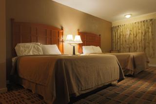 Travelers Inn Elizabethton - 1