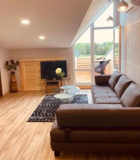 Stylish 2 bedrooms apartments - 0