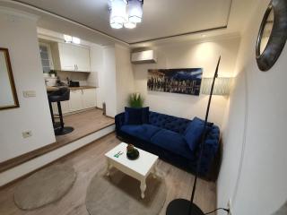 Apartment My Home - Belgrado - 0