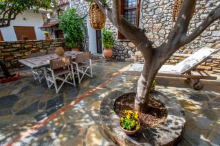 The Backyard Fisherman's House - 7