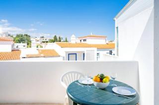 Apartamento T1 Carvoeiro c/piscina e a 300m Praia - 2