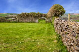Sunville Bed And Breakfast - Ballycotton - 3