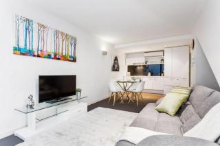 Complete Host AquaLuna Apartments - Melbourne - 8