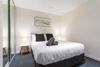 Complete Host AquaLuna Apartments - Melbourne - 5