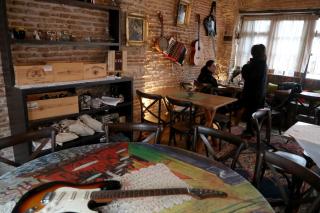 Le Petit Secret, Korce, Albania - 3