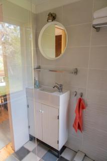 Rustic&Green Guesthouse for 6 people FREE AIRCONDITIONER FREE COFFEE FREE PARKING - 6