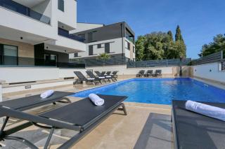 Villa Ankora 1 with heated pool - Biograd na Moru - 1