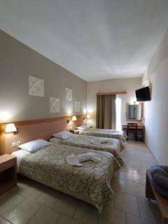 Plaz Hotel - Selianitika - 3