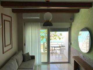 Skizenas Waterfront Apartments - Haraki - 6