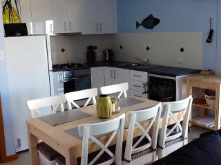 Salty Air Apartments Kingscote Kangaroo Island - 9