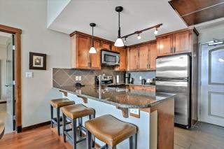 Stoneridge Mountain Resort Condo managed by Little Sister Getaways - 2