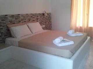 Glaronisia Hotel - Pollonia - 9