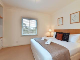 Villa 2br Provence Villa located within Cypress Lakes Resort - Pokolbin - 4