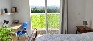 Thalassa Seaside Boutique Beach Apartment - 9