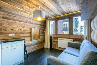 Magnifique petit studio 2-3 personnes dans l'Hyper Centre skis aux pieds vue front de neige - 8