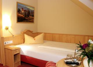 Kurpark Flair Hotel Im Ilsetal - 1