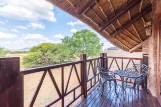 63 Zebula 4 Bedroom House Sleeps 12 - 2