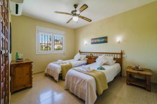 Villa Toscamar by Villa Plus - Balcon del Mar - 1