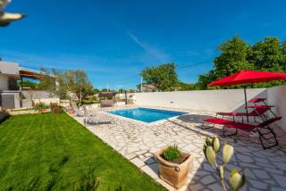 Home Idassa - 9