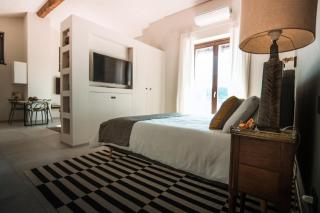 Villa Monforte Barolo with private pool - LANGHE GATEWAY - 8