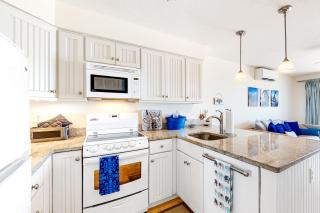 Nautical Haven at Seaside - 2