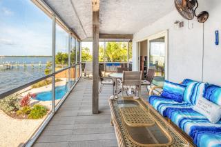 Blue Water Bungalow - Marathon - 9